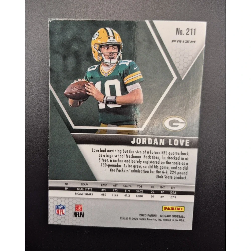 2020 Panini Mosaic Jordan Love #211 Rookies Mosaic Reactive‎ Gold Prizm (RC)